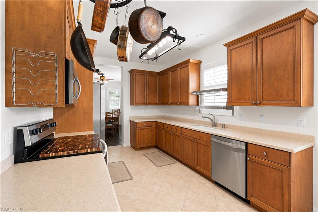 16560 Goldenrod Ln 201 Property Photo 8