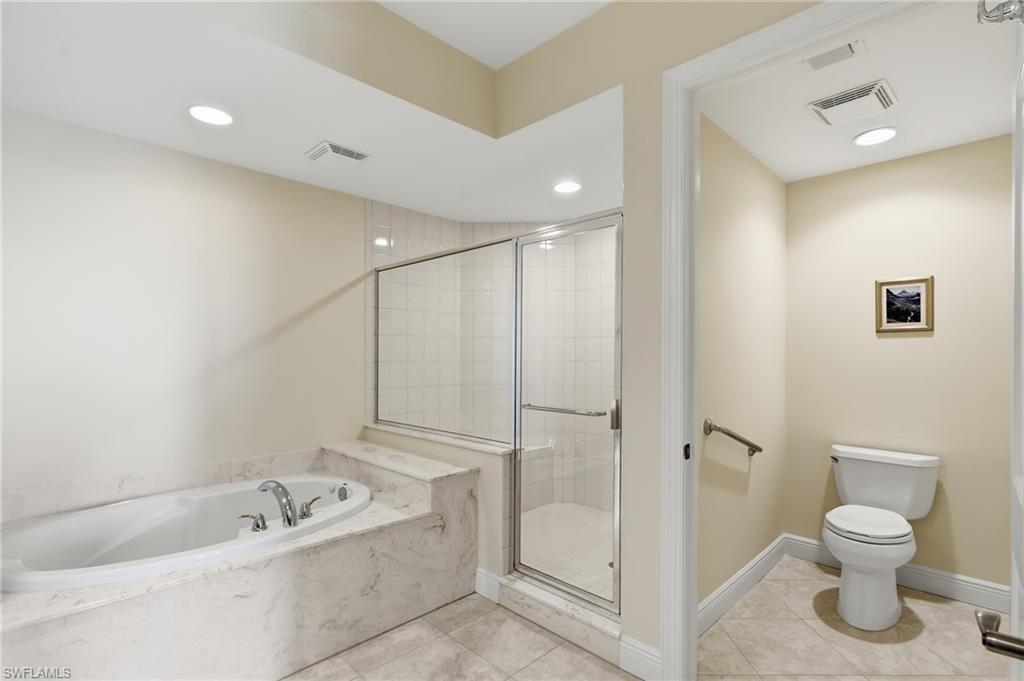 285 Grande Way 401 Property Photo 27