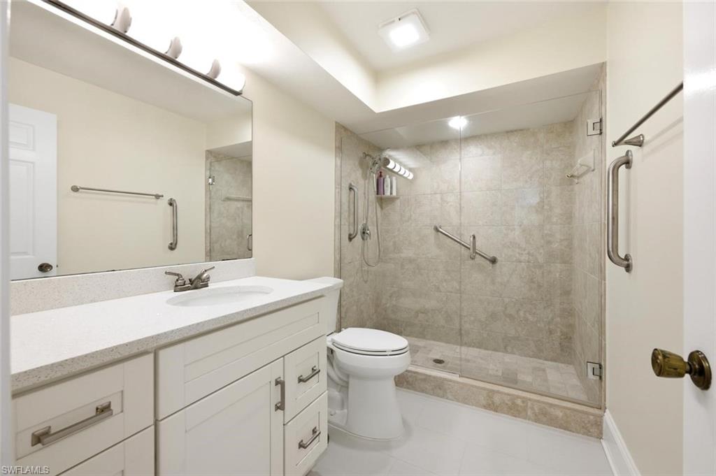 506 Courtside Dr E201 Property Photo 20