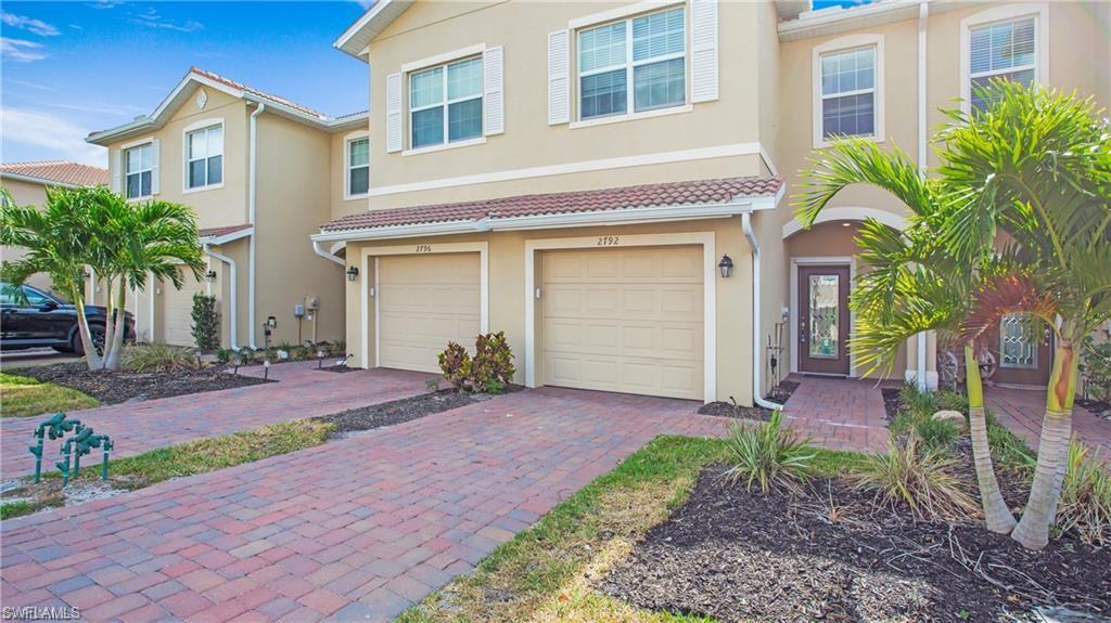 2792 Blossom WAY Property Photo 1