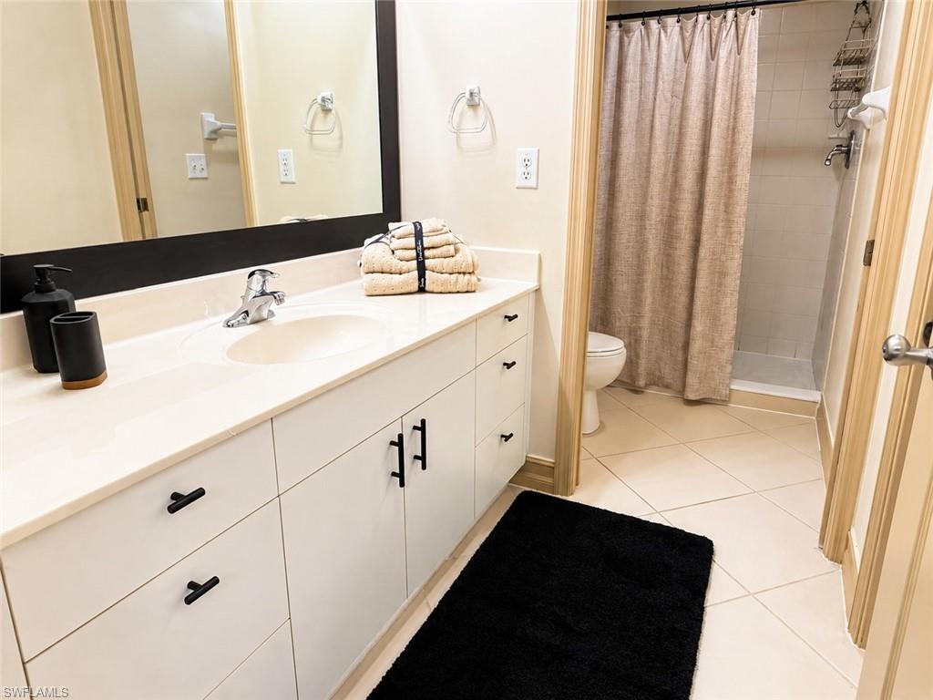 7839 Regal Heron Cir 202 Property Photo 8