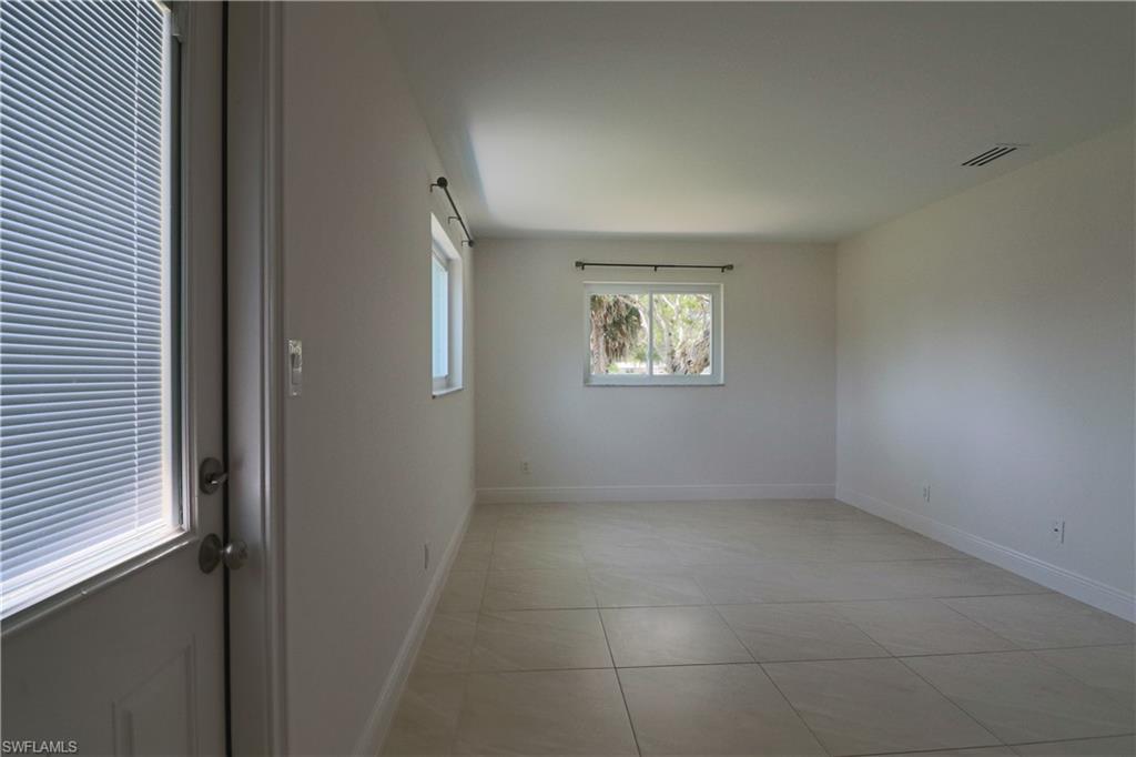 5332 Myrtle Ln Property Photo 13