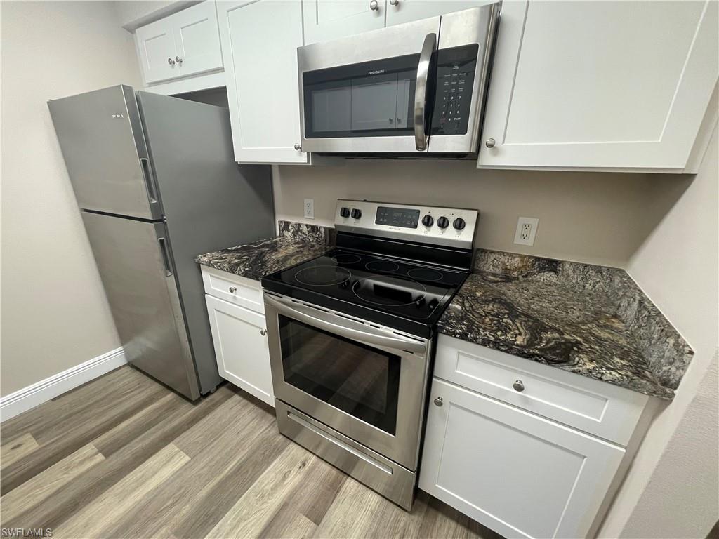 5325 Summerlin Rd 2513 Property Photo 5