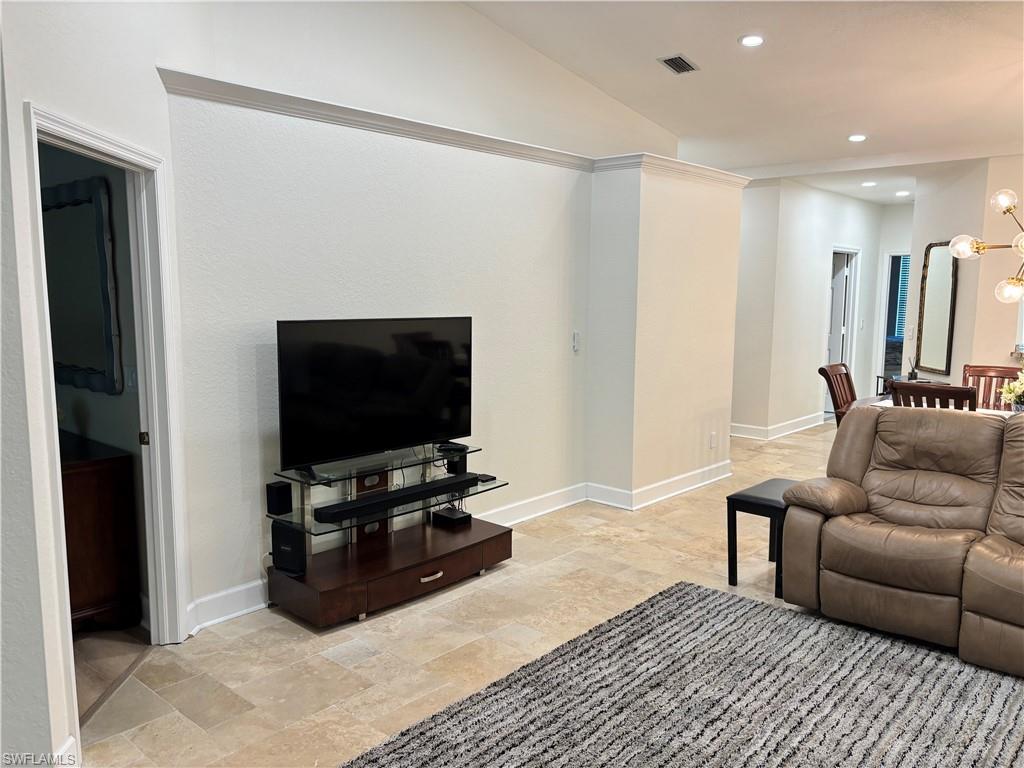 1340 Charleston Square Dr 203 Property Photo 12
