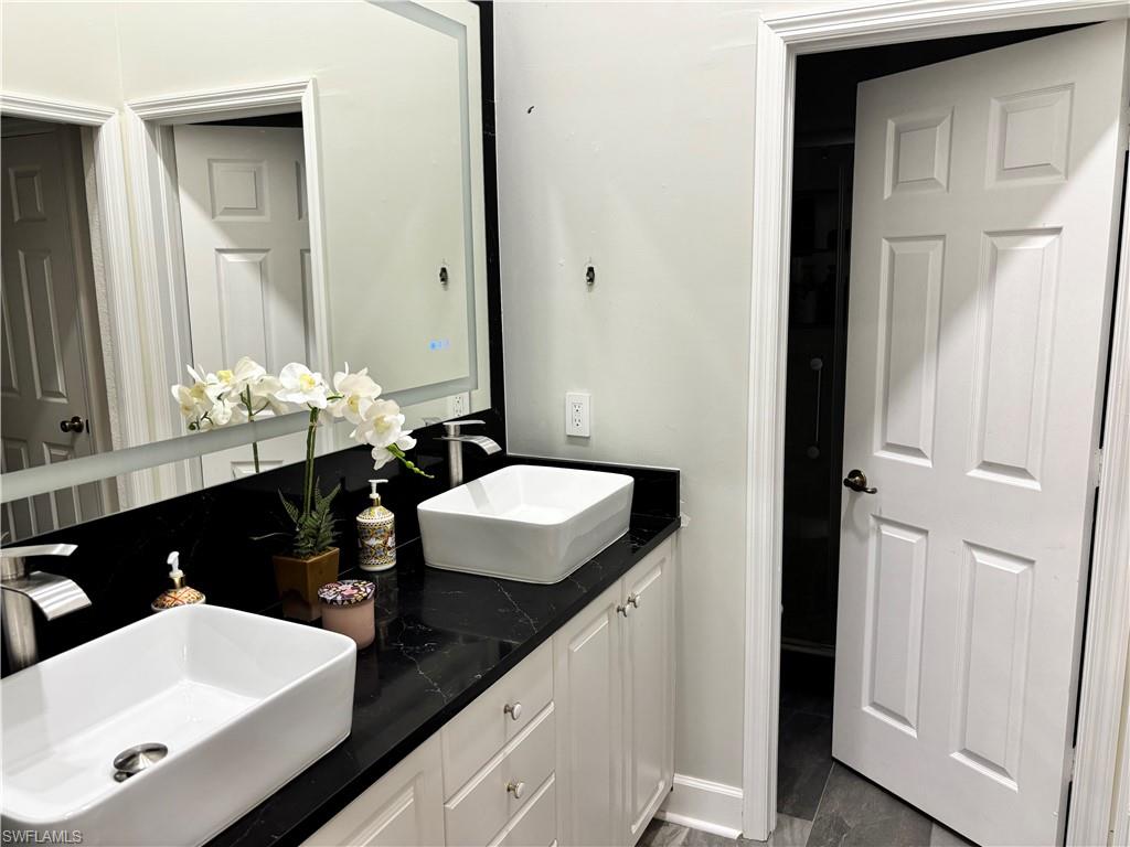 1340 Charleston Square Dr 203 Property Photo 14