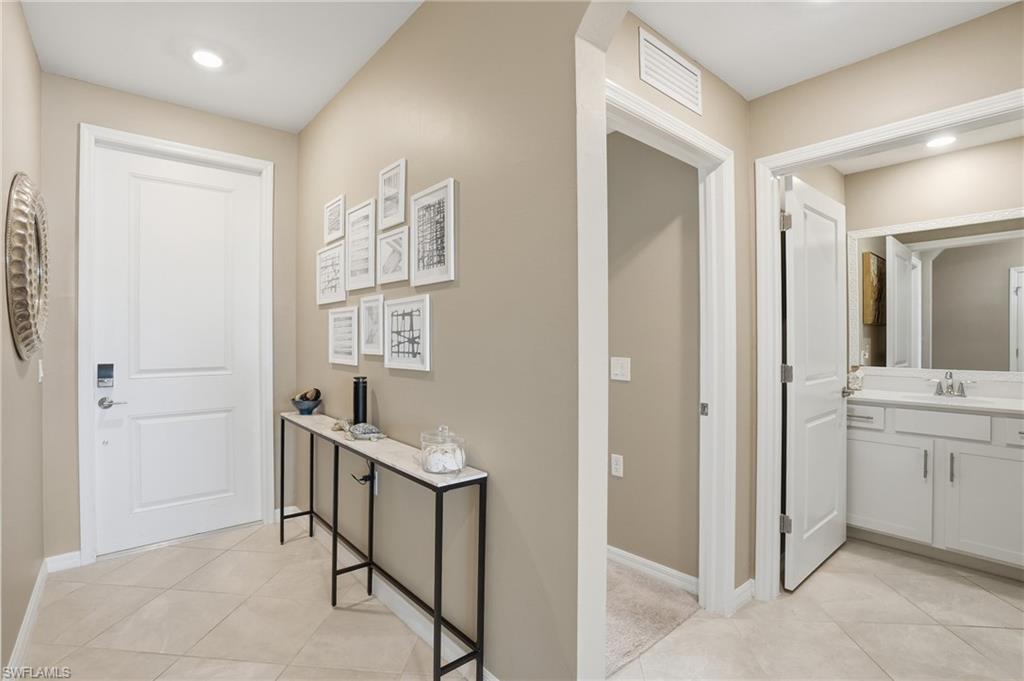 5807 Double Eagle Cir 4636 Property Photo 4