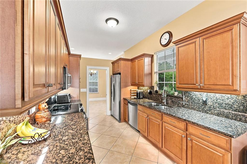 6536 Ilex Cir Property Photo 11