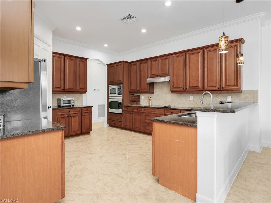20921 Torre Del Lago St Property Photo 6