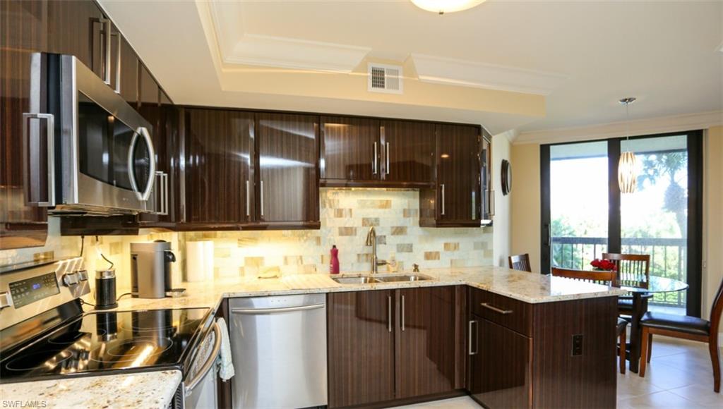 4551 Gulf Shore Blvd N 301 Property Photo 11