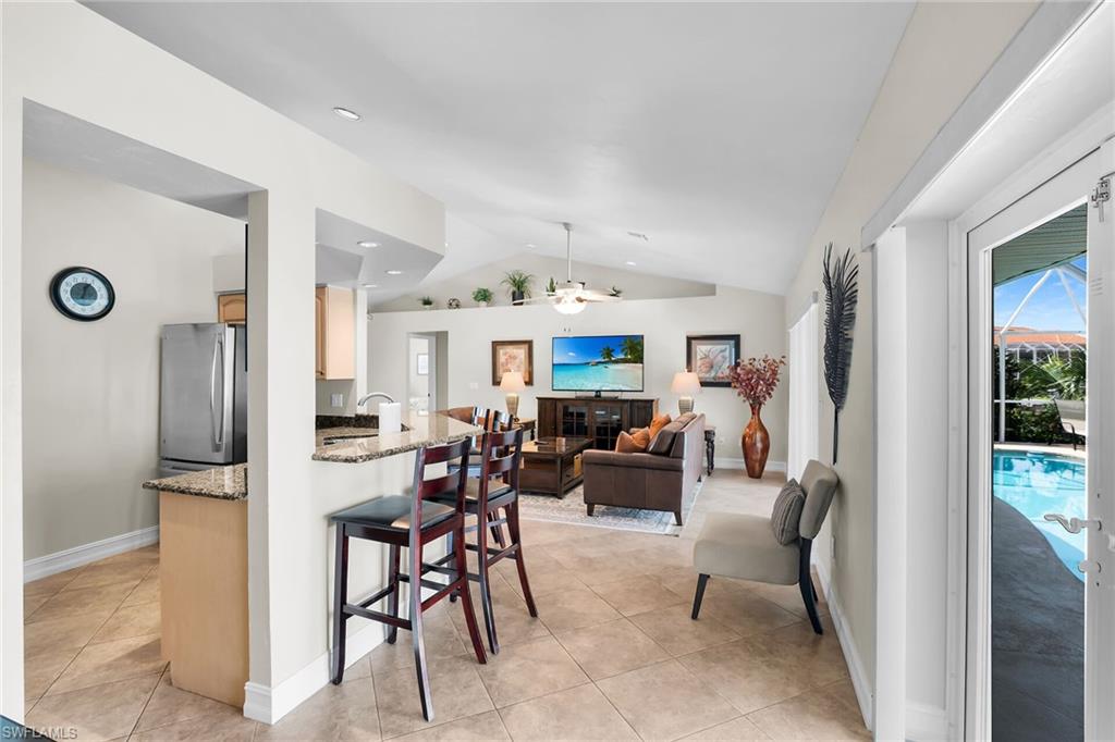 478 Persian Ct Property Photo 15