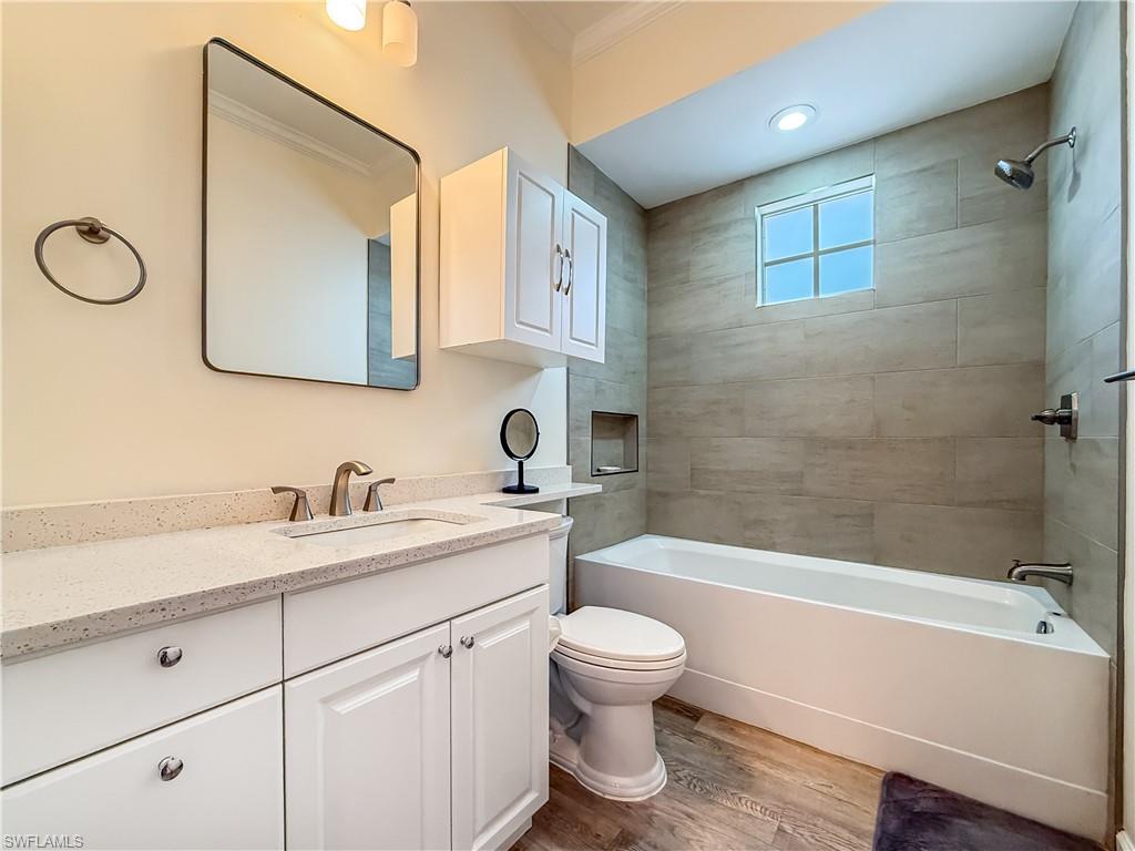 8524 Via Lungomare Cir 201 Property Photo 19