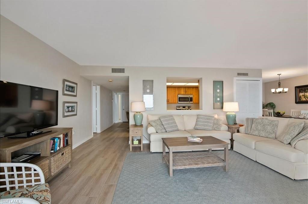 226029796 Property Photo 8