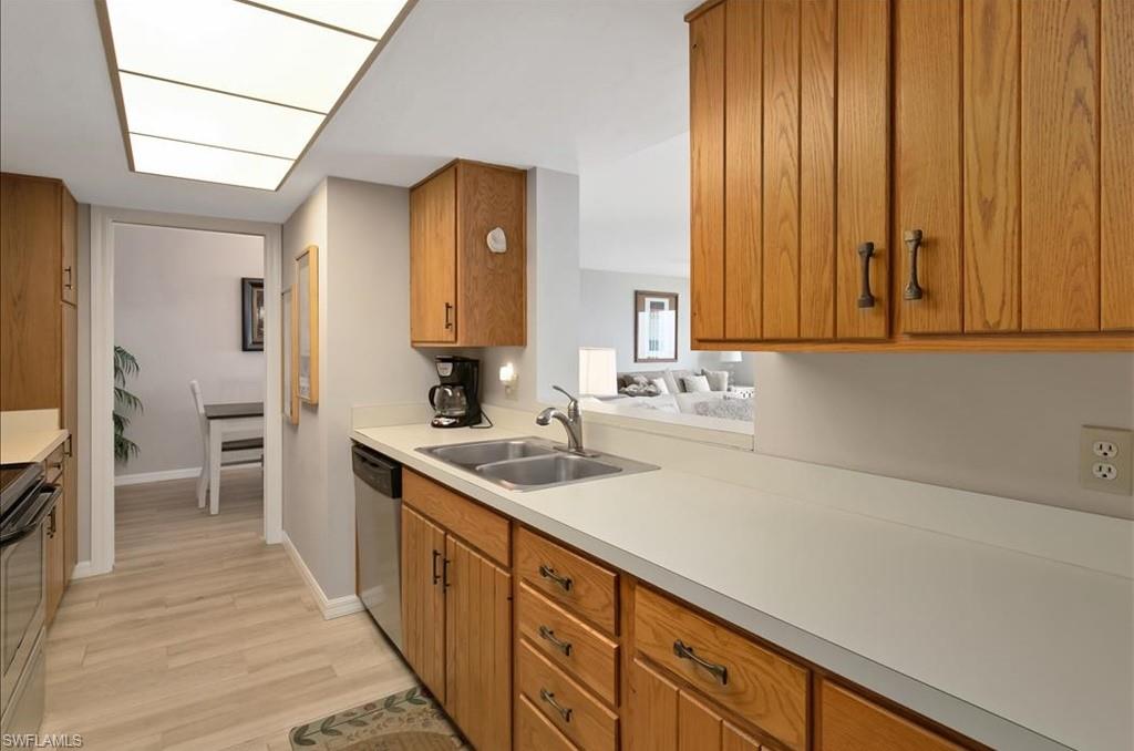 226029796 Property Photo 14