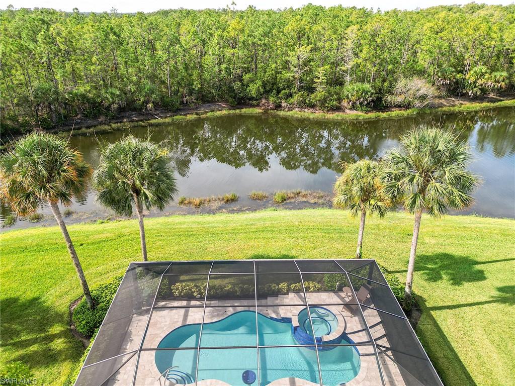9271 Oak Strand Dr Property Photo 16