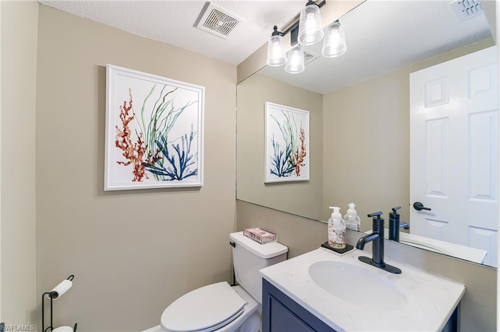 9271 Oak Strand Dr Property Photo 25