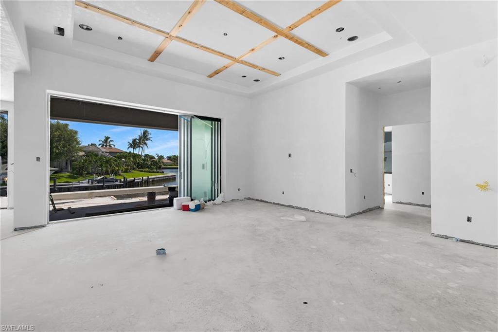 459 Spinnaker Dr Property Photo 3