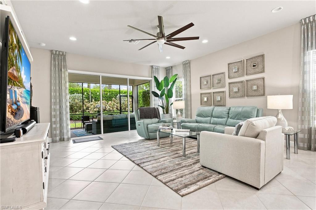 28410 Capraia Dr Property Photo 16