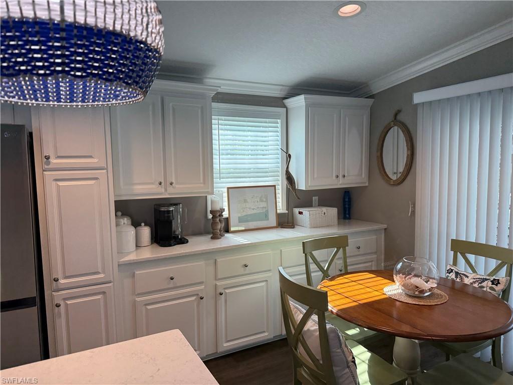 1626 Diamond Lake Cir Property Photo 21