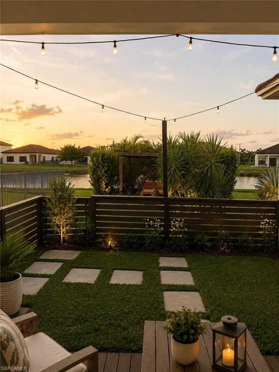 5072 Arancia Ln Property Photo 10