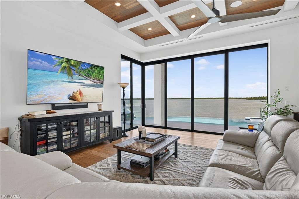 1890 Cascade Ct Property Photo 9