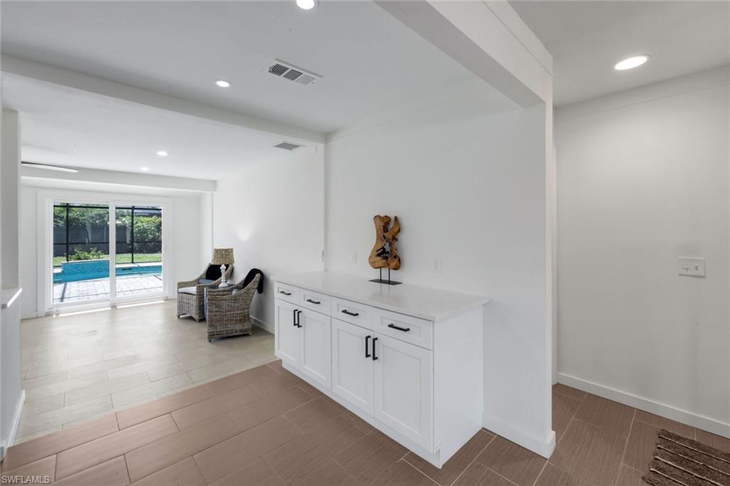 52 1st St Property Photo 6