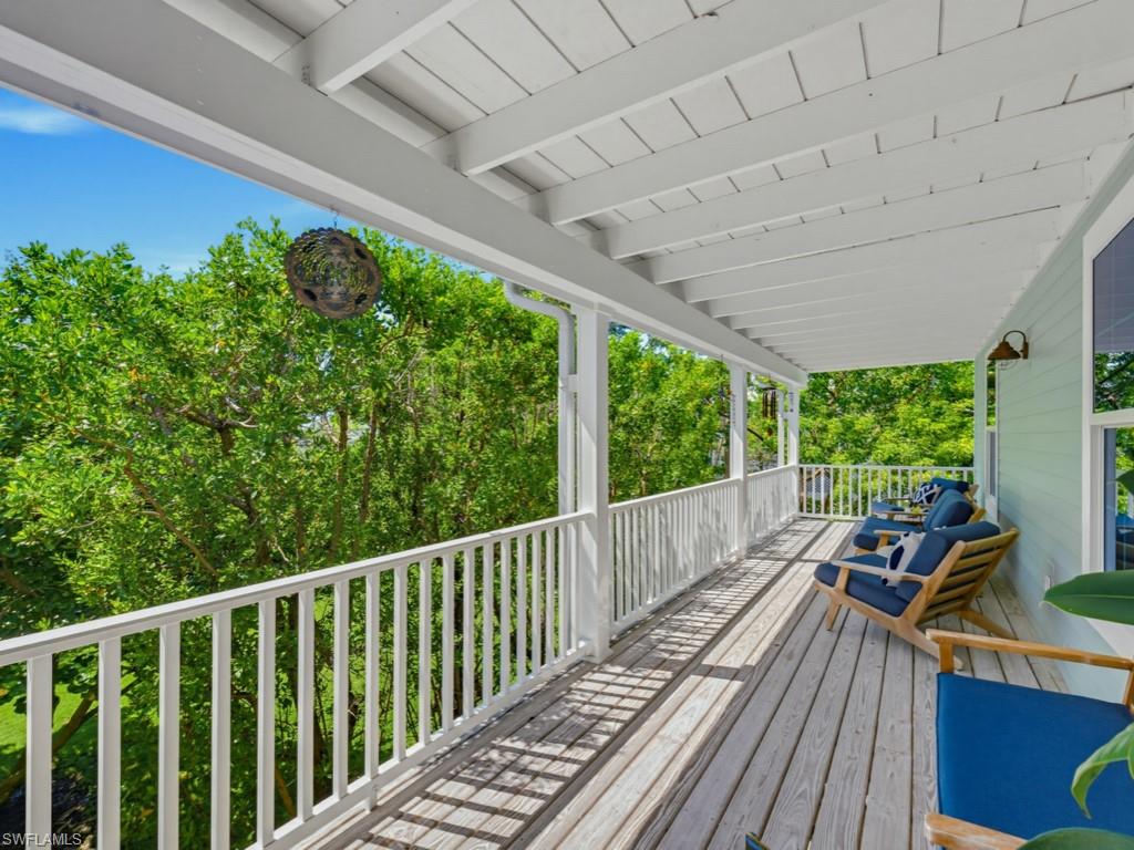 2023 Mills Ln Property Photo 8