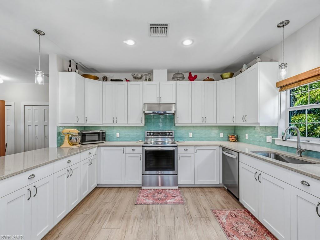 2023 Mills Ln Property Photo 15