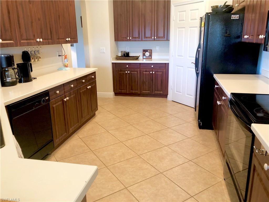 14100 Cambridge Dr 203 Property Photo 6