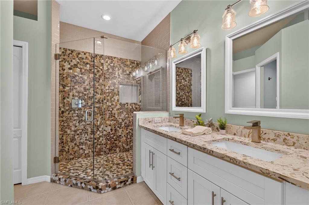 1285 Sweetwater Cv 2106 Property Photo 18