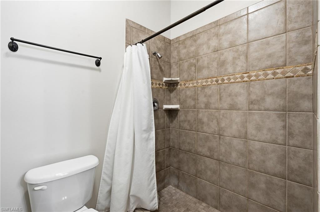 18241 Riverwind Dr Property Photo 24