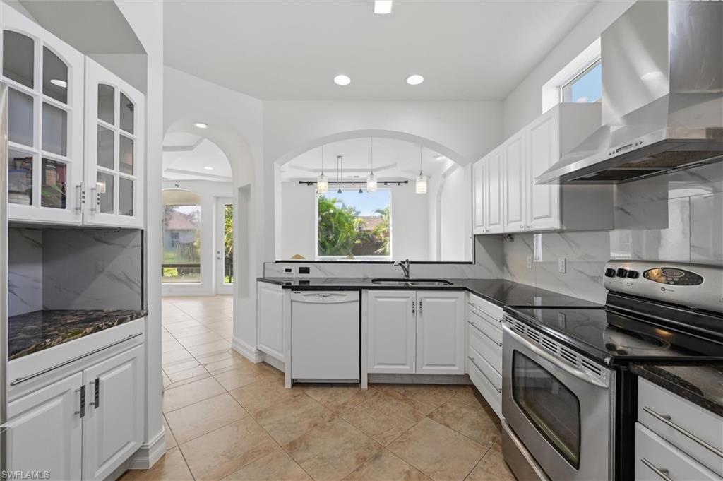 8088 Pennsylvania Blvd Property Photo 4