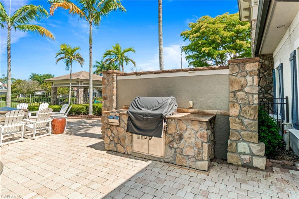 16284 Camden Lakes Cir Property Photo 42