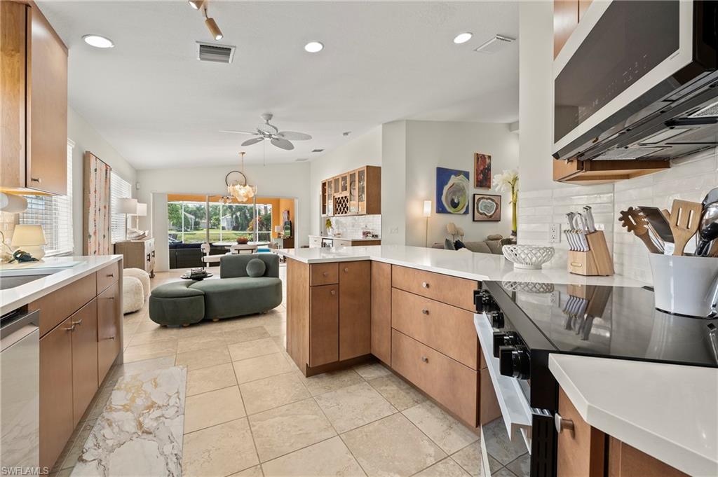 28272 Islet Trl Property Photo 16