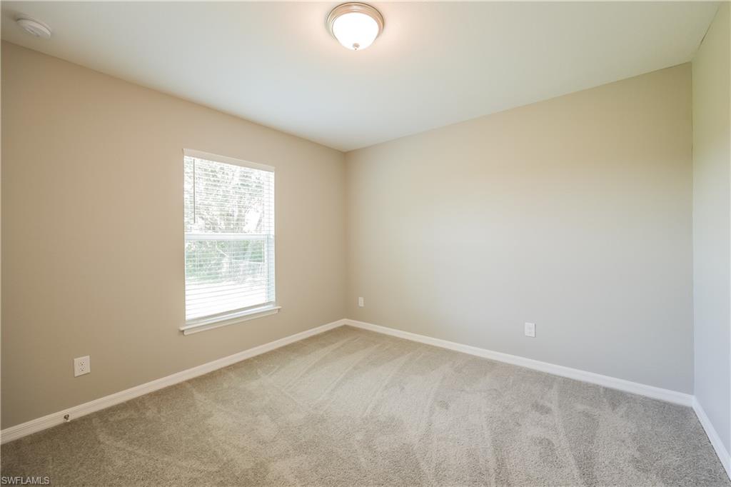 4211 21st St Sw Property Photo 10