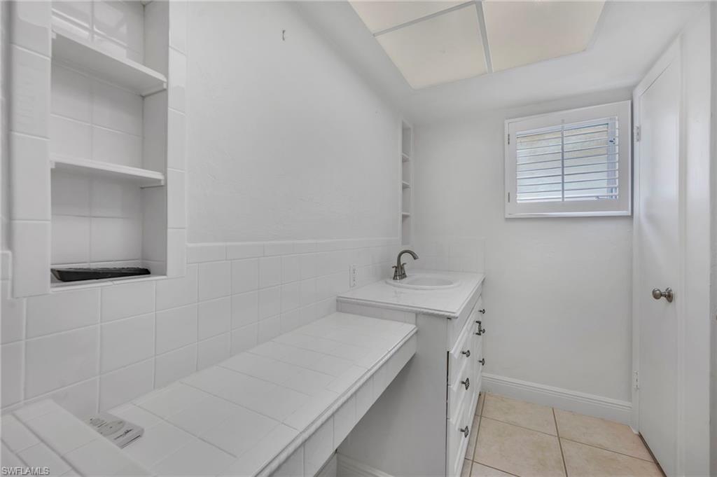 656 Binnacle Dr Property Photo 11