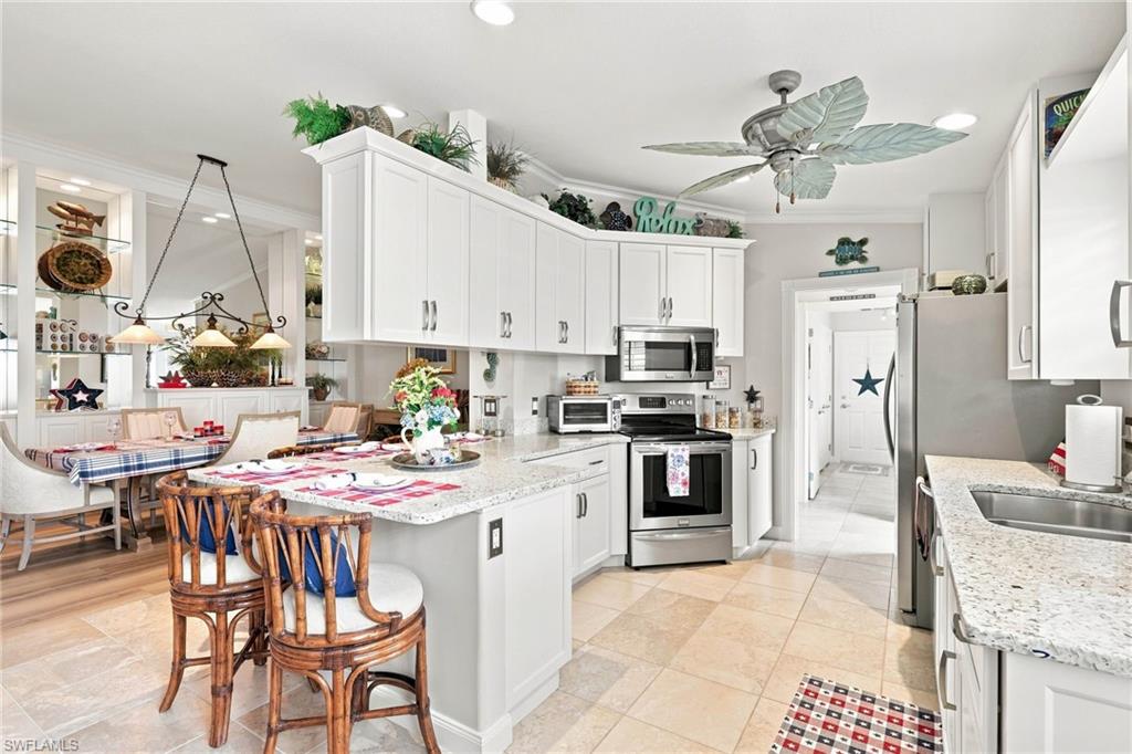 7677 Rozzini Ln Property Photo 10