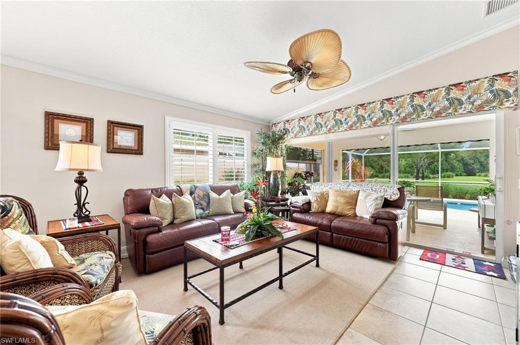 7677 Rozzini Ln Property Photo 12