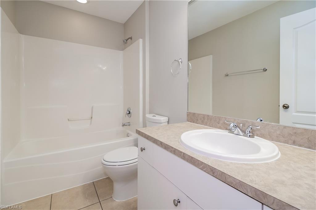 2914 46th St Sw Property Photo 14