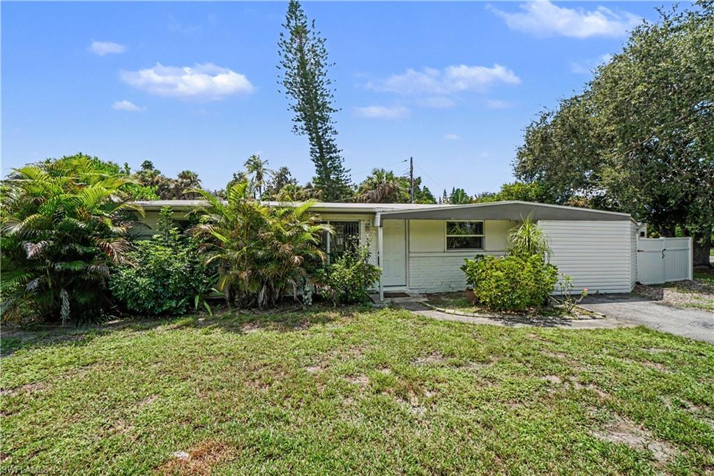 2398 Estey Ave Property Photo 2