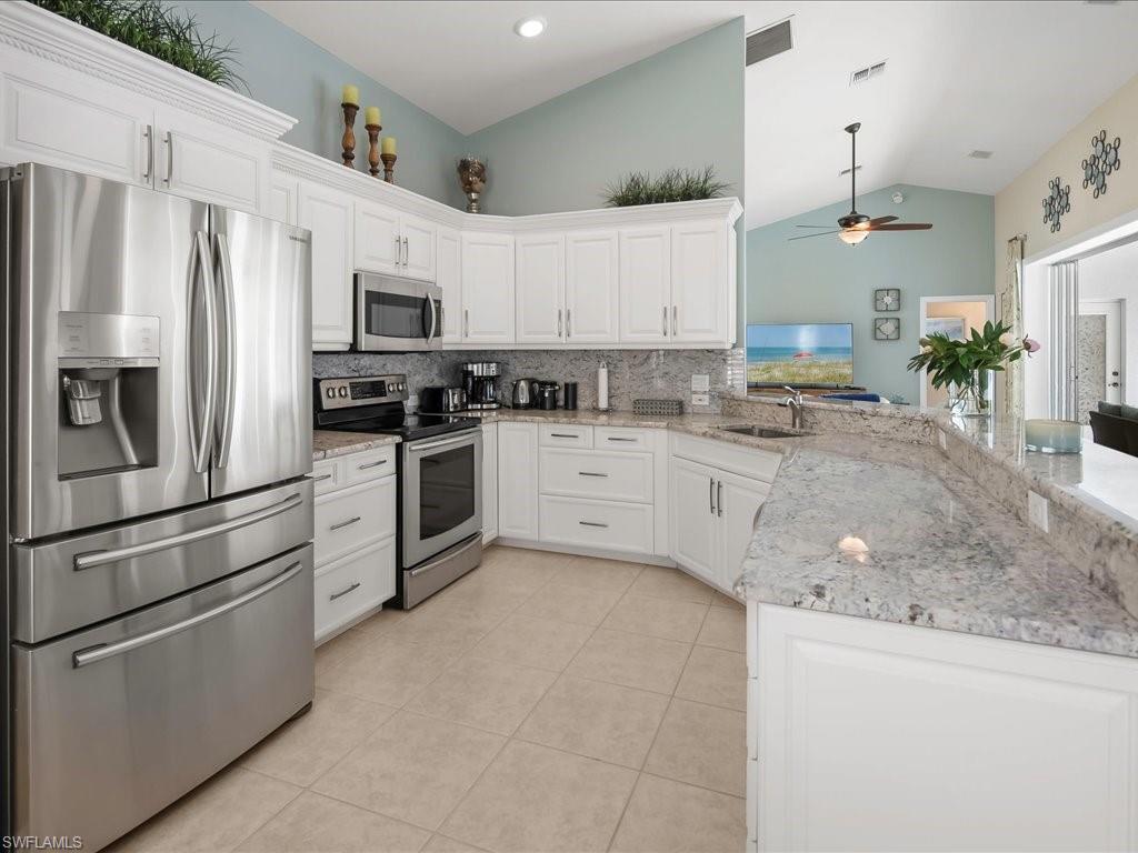 2026 Terrazzo Ln Property Photo 18