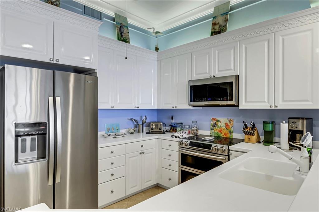 400 Flagship Dr 1206 Penthouse Property Photo 3