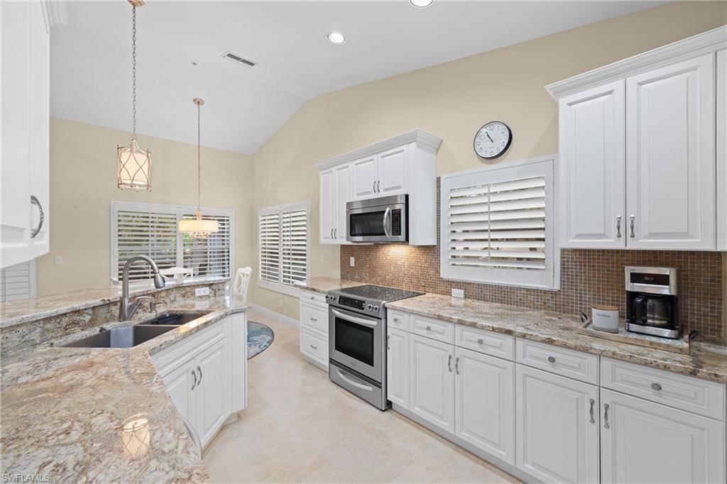 24833 Lakemont Cove Ln 204 Property Photo 10