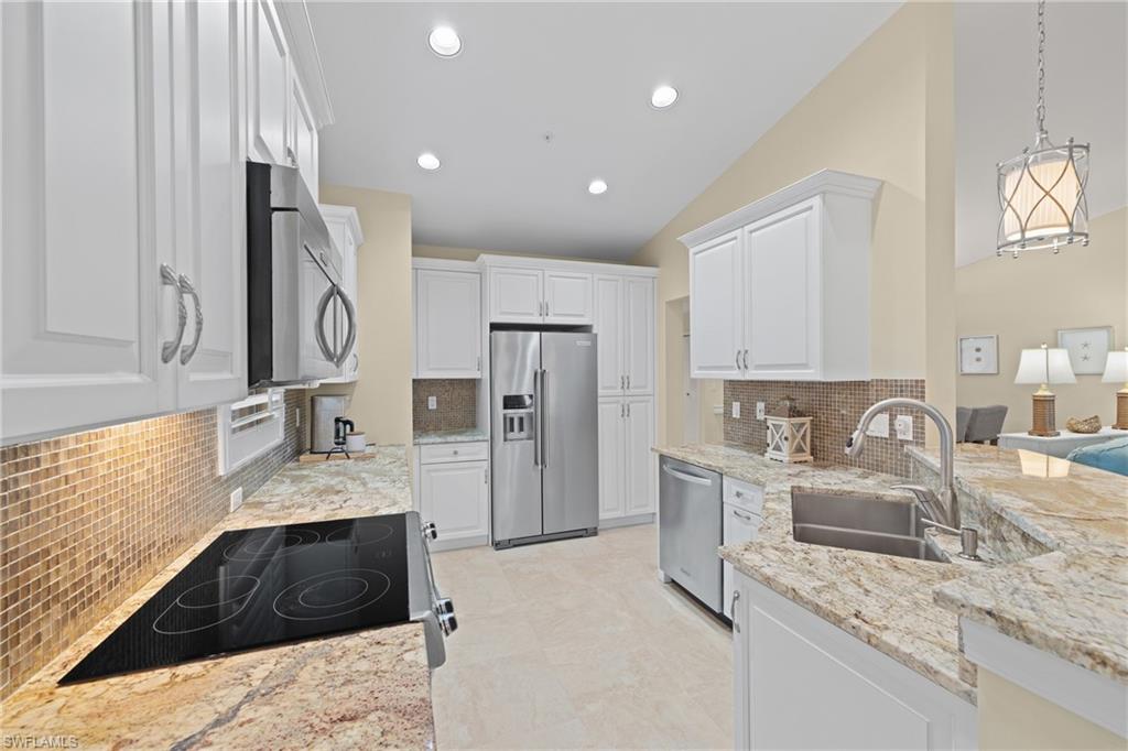 24833 Lakemont Cove Ln 204 Property Photo 11