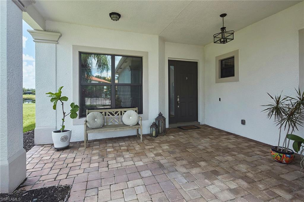 3742 Madeira Ct Property Photo 3