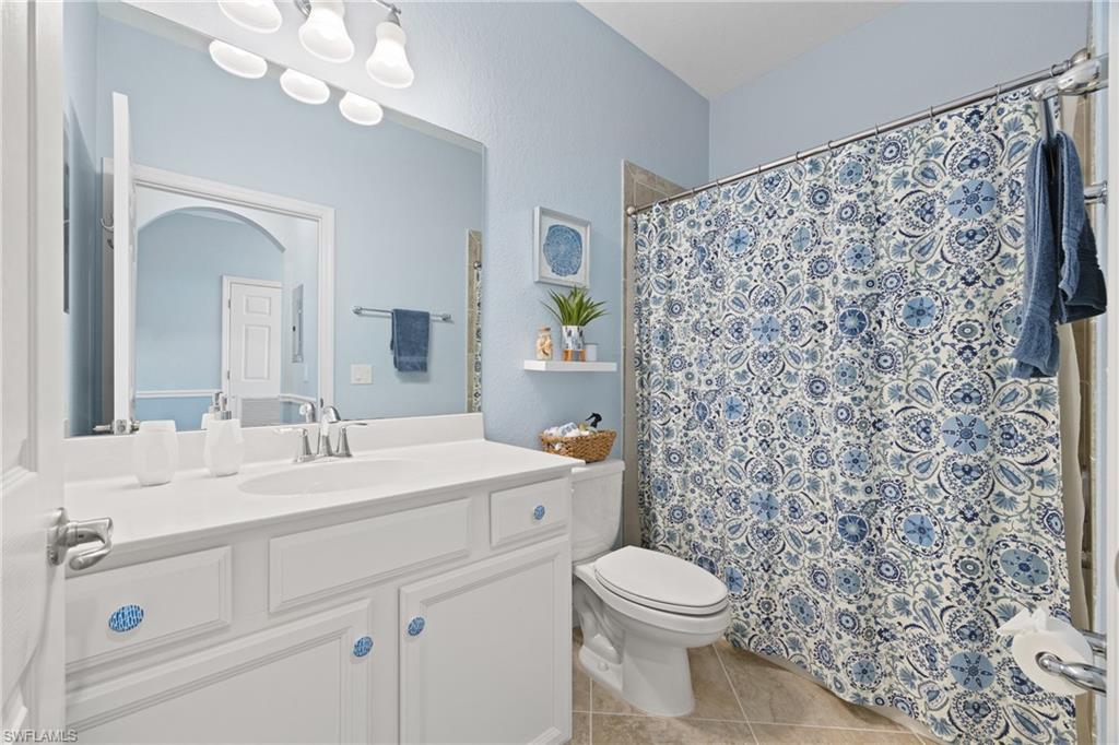 226029994 Property Photo 17