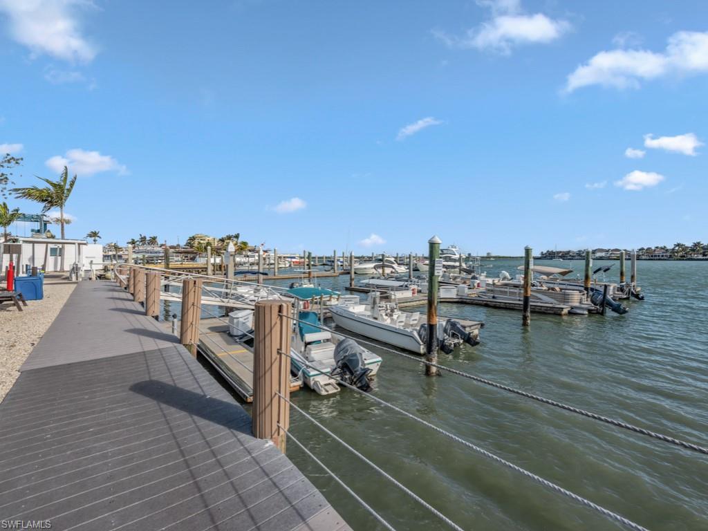 1027 Anglers Cv B501 Property Photo 32