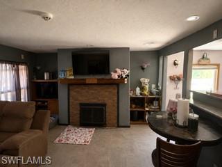 5625 7th Ave Property Photo 6