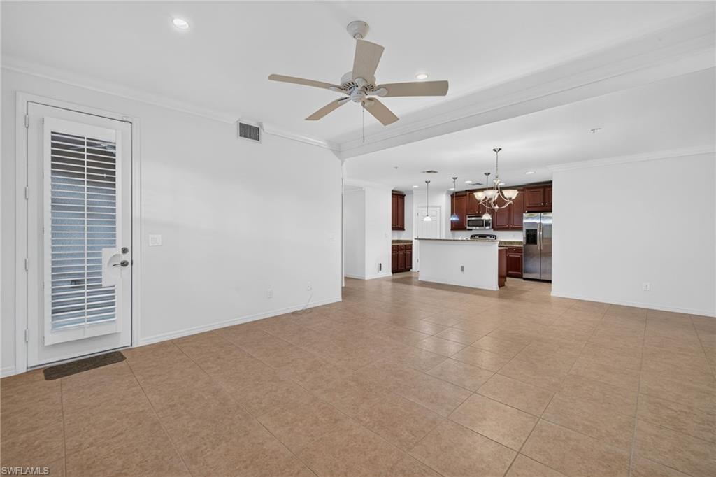 23421 Alamanda Dr 101 Property Photo 8
