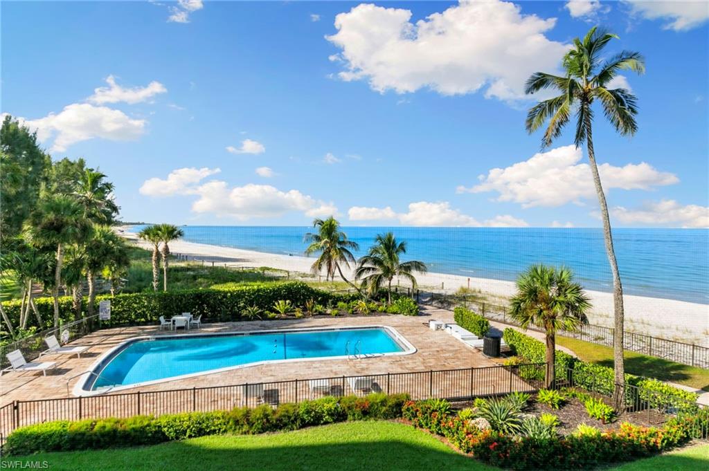 2121 Gulf Shore Blvd N 203 Property Photo 23