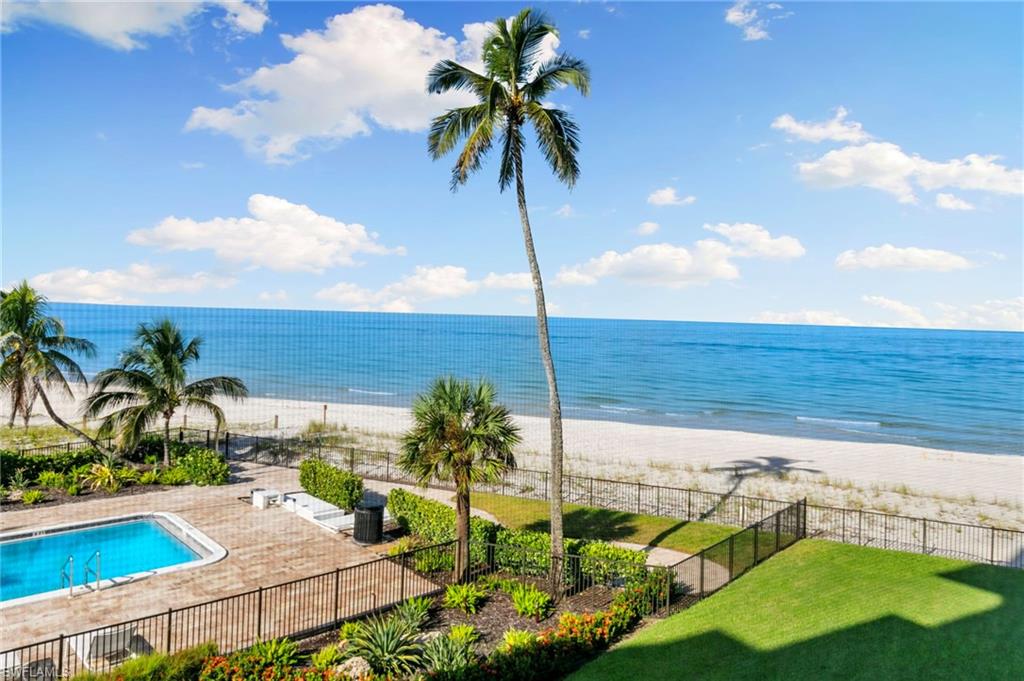 2121 Gulf Shore Blvd N 203 Property Photo 25